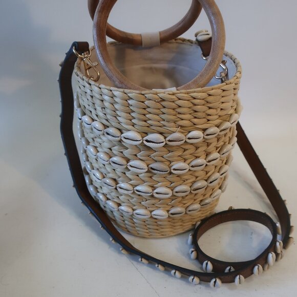 NWOT Womens Poolside NY Natural The Bobbi Straw Shell-Embellished Bucket Bag - Picture 8 of 15